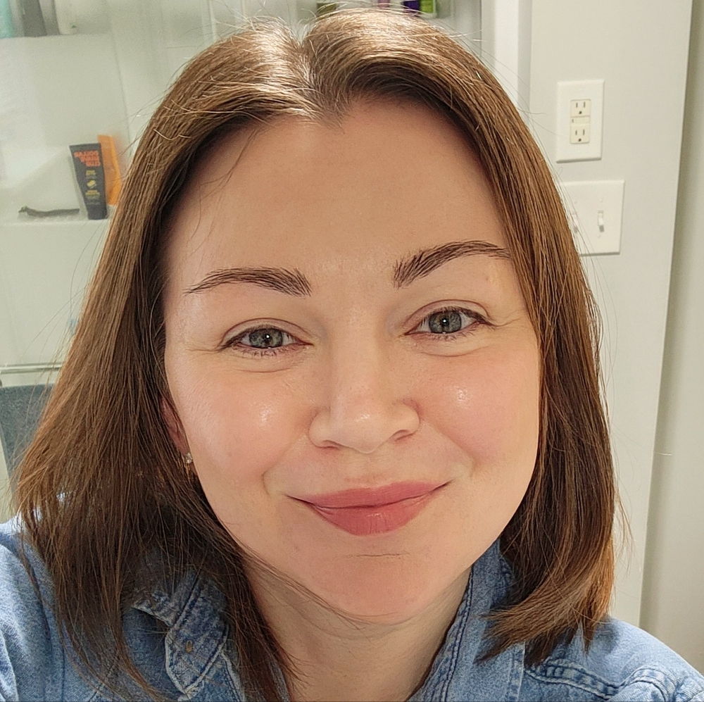 Meet your Posher, Gina